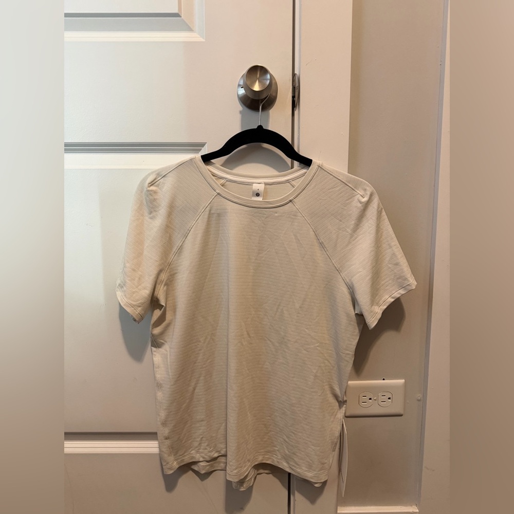 Lululemon Athletica Bone License to Train Classic-Fit Short Sleeve